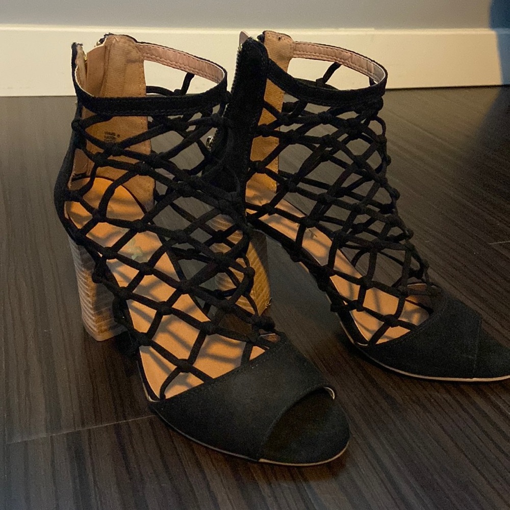 Report suede like sandal